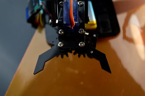 Move a Robot Arm over WiFi