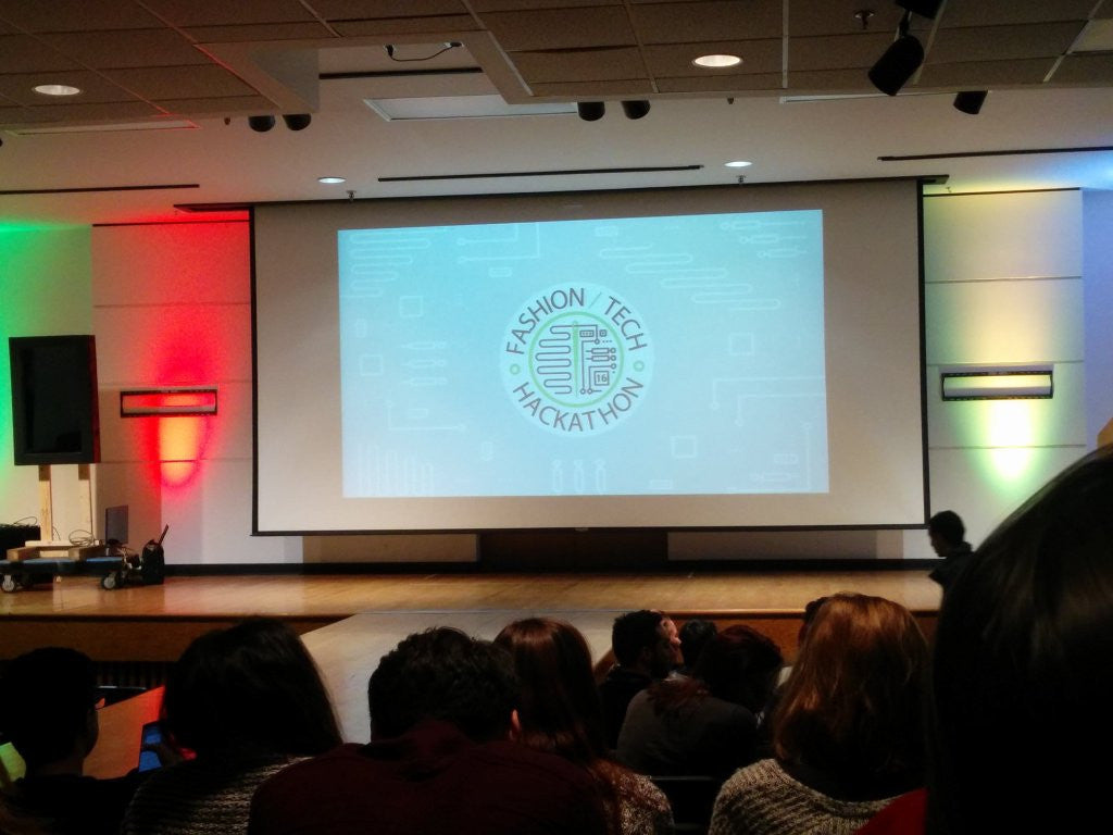 TinyCircuits goes to Kent State’s Fashion Hackathon
